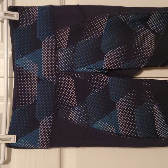 Athleta Sculptek Kinrtic Stealth X Workout leggins Size Small - Picture 3 of 8